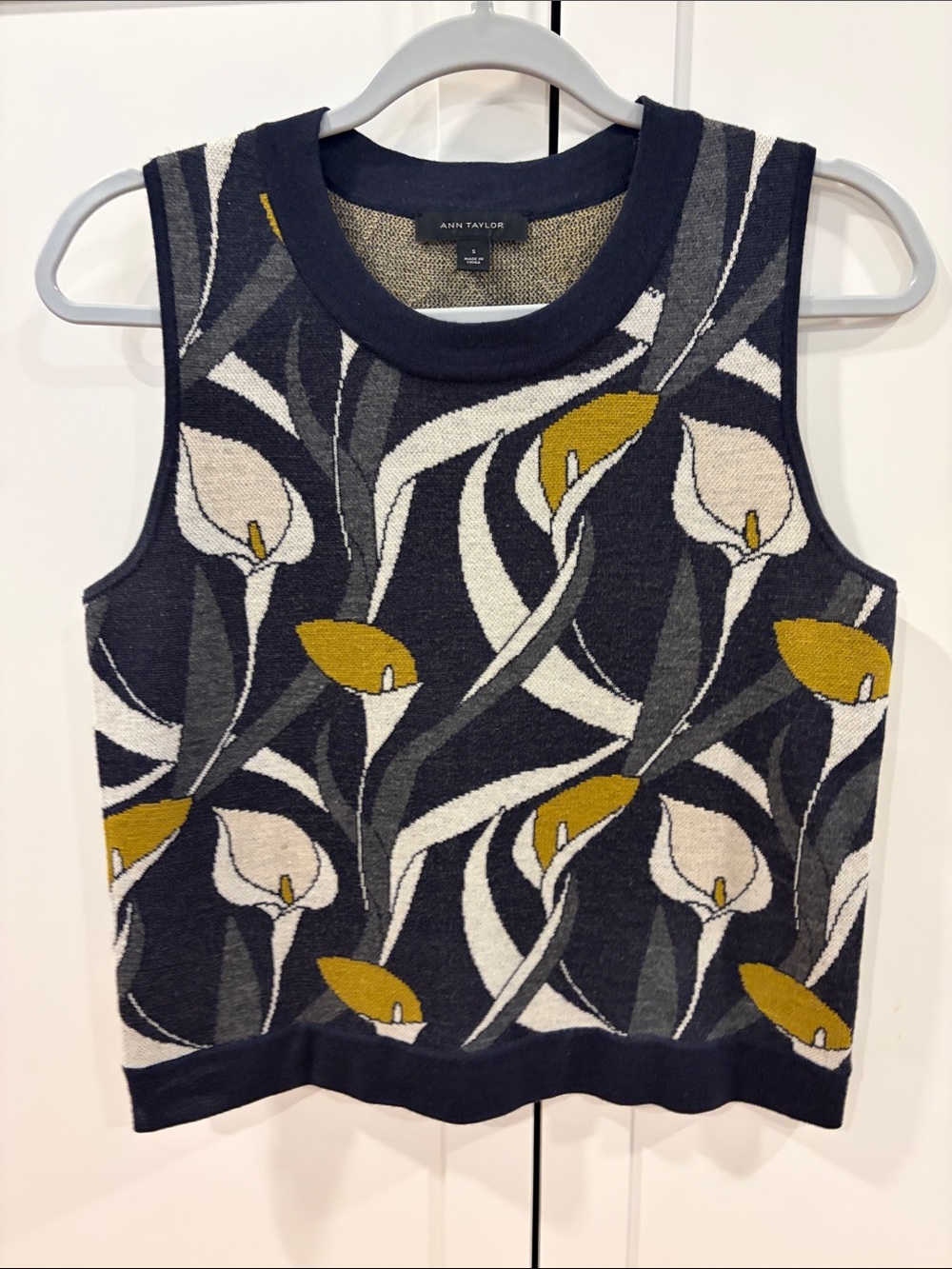 Ann Taylor Navy Floral Sweater Shell with Mustard Accents